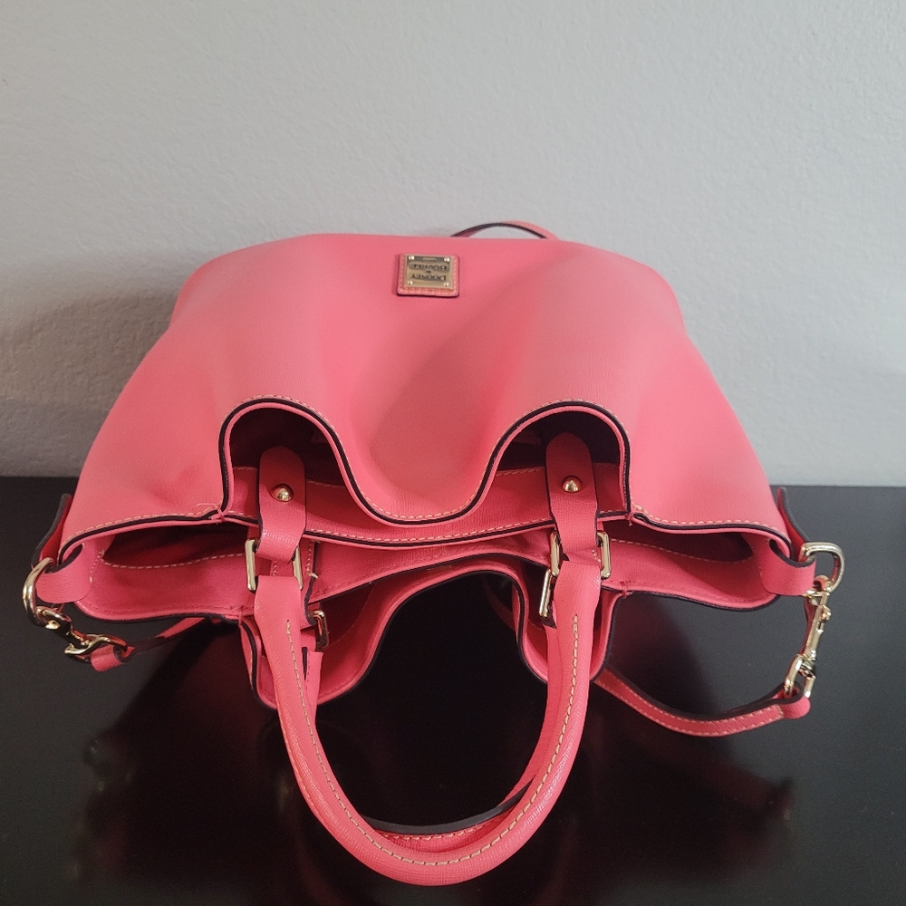 Dooney & Bourke Large Barlow bag - Picture 7 of 16